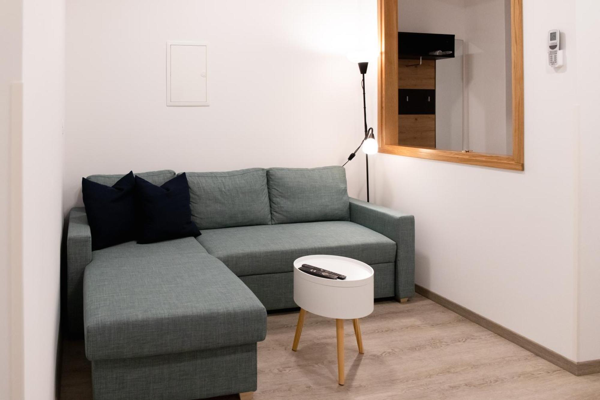 Oliver Street Apartment Vipava Eksteriør billede